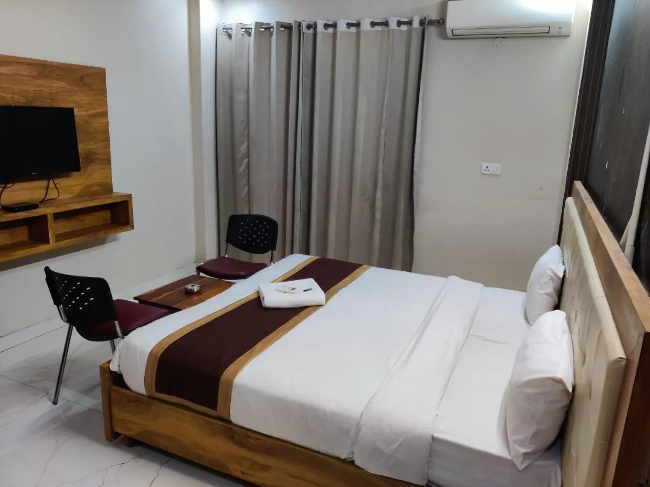 Hotel Maharaja Gurgaon 3*,  India